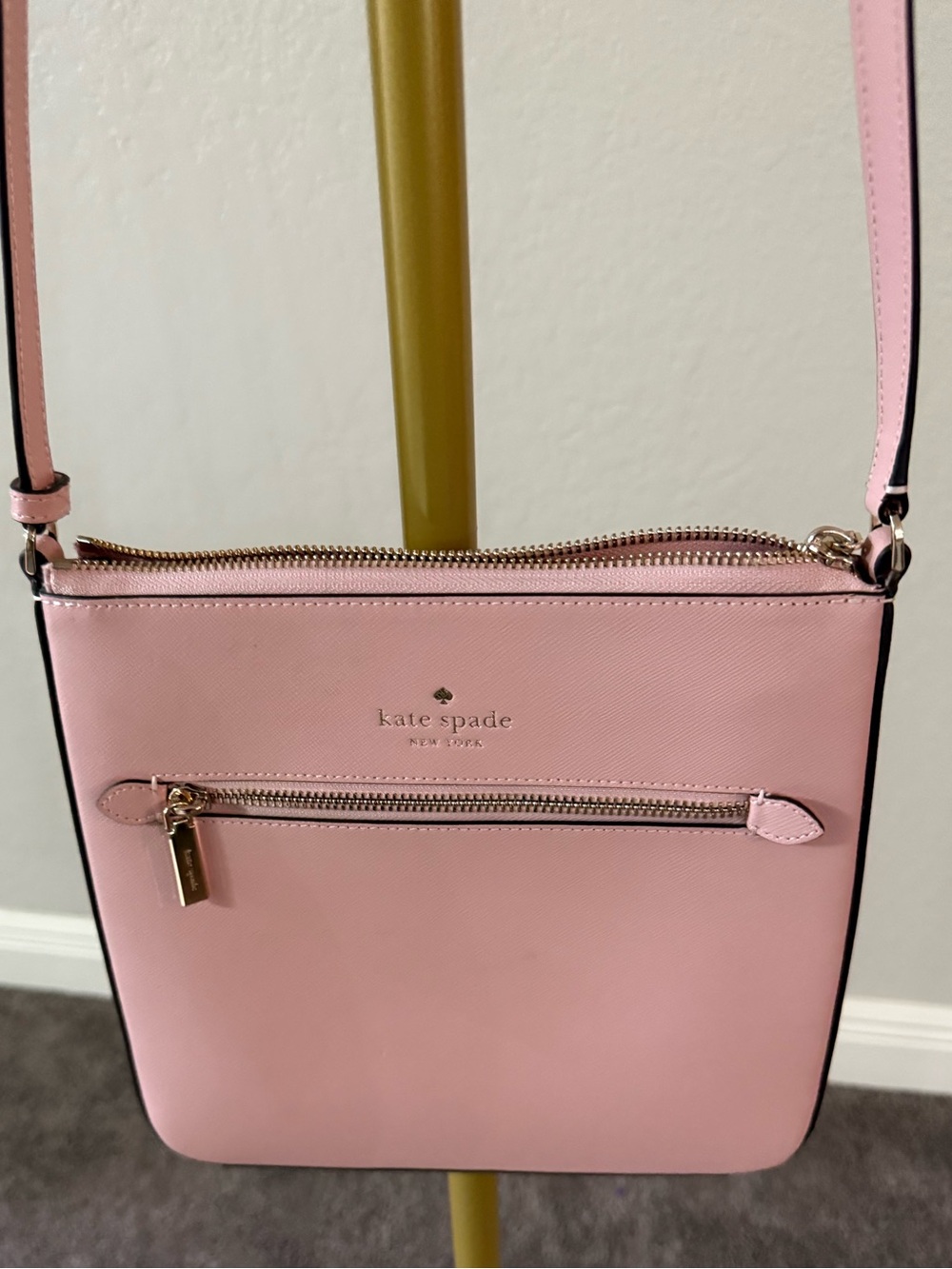 Kate Spade Sadie Large Crossbody Tutu Pink Saffiano Leather - Picture 2 of 11